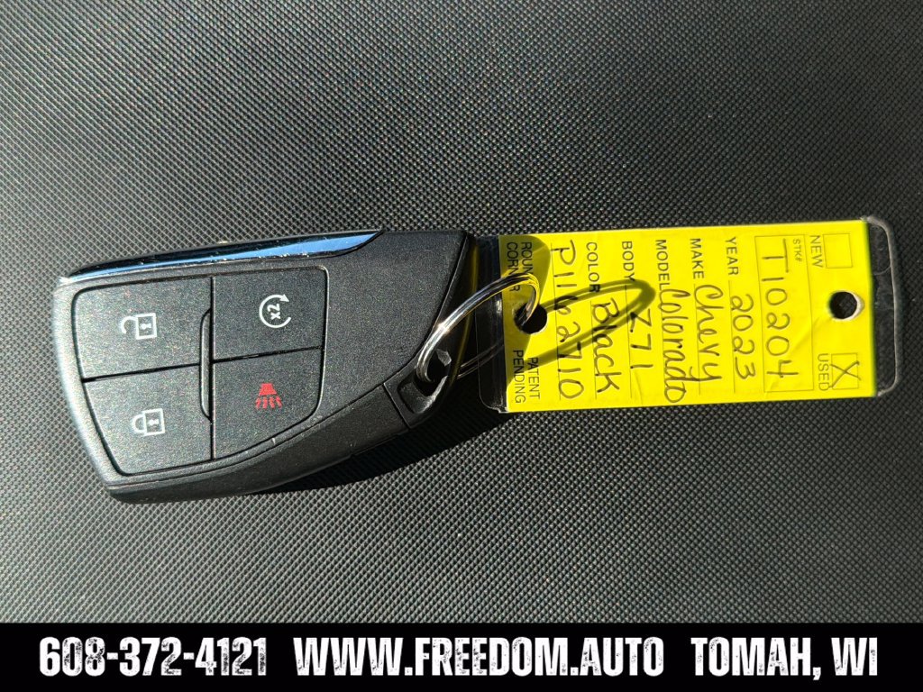 Used 2023 Chevrolet Colorado Z71 w/ Z71 Convenience Package 2 AWD/4WD image 29