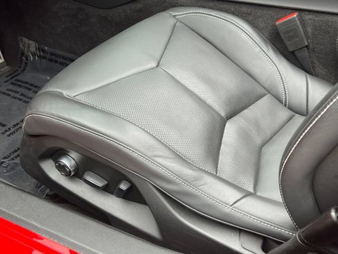 Used 2023 Chevrolet Corvette Stingray Preferred Conv w/ Z51 Performance Package RWD image 31