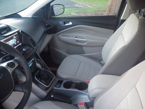 Used 2013 Ford Escape SE AWD/4WD image 12