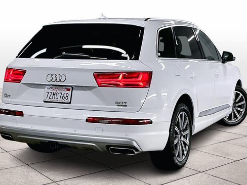 Used 2017 Audi Q7 3.0T Premium Plus w/ Premium Plus Package image 16