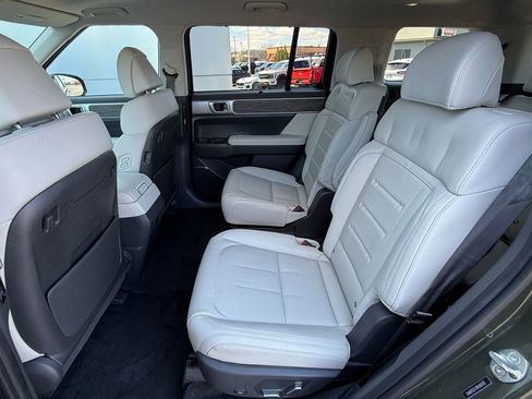 Used 2024 Hyundai Santa Fe Calligraphy AWD/4WD image 13