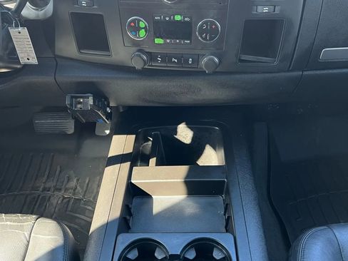 Used 2012 GMC Sierra 1500 SLE w/ SLE Preferred Package RWD image 12