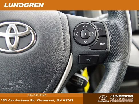 Used 2018 Toyota RAV4 LE w/ All Weather Liner Package AWD/4WD image 16