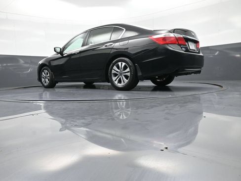 Used 2014 Honda Accord LX image 30
