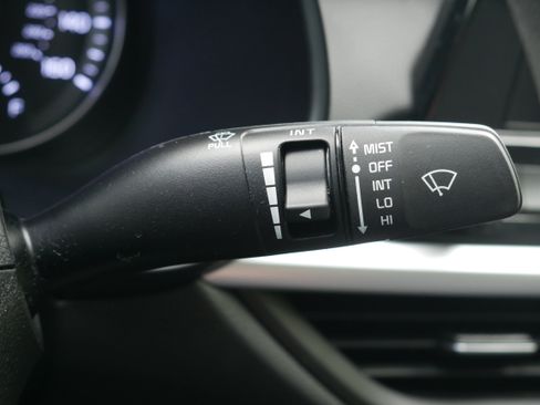 Used 2024 Kia Forte LXS FWD image 25