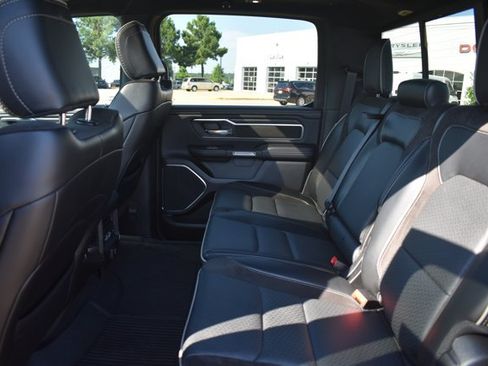 Used 2024 RAM 1500 Laramie AWD/4WD image 19
