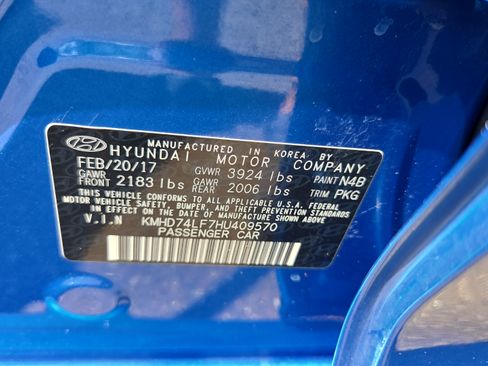 Used 2017 Hyundai Elantra SE FWD image 30