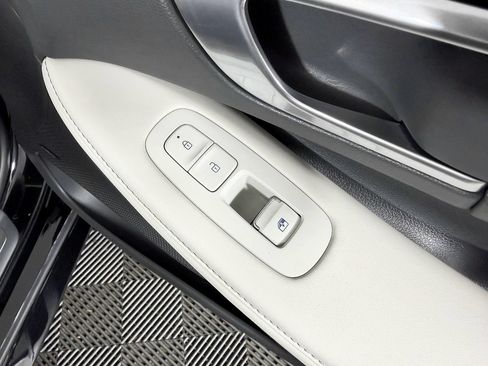 Used 2022 Hyundai Sonata Limited FWD image 45