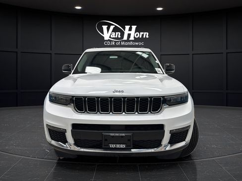 Used 2023 Jeep Grand Cherokee L Limited AWD/4WD image 2