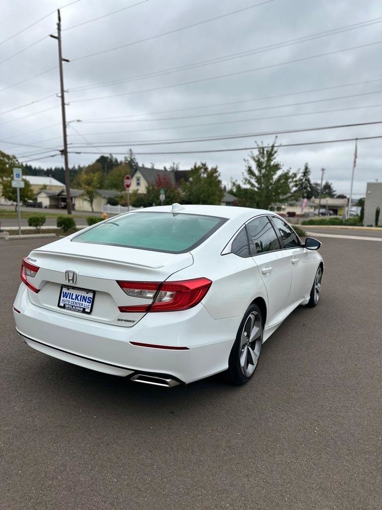 Used 2018 Honda Accord Sport image 6
