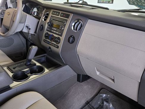 Used 2012 Ford Expedition EL XLT w/ HD Trailer Tow Pkg image 14
