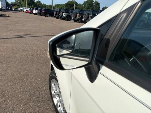 Used 2020 Ford EcoSport SE FWD image 14
