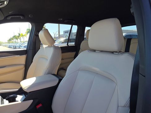 New 2026 Jeep Grand Cherokee Limited image 11