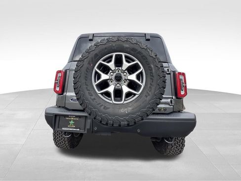 Used 2025 Ford Bronco Badlands AWD/4WD image 10