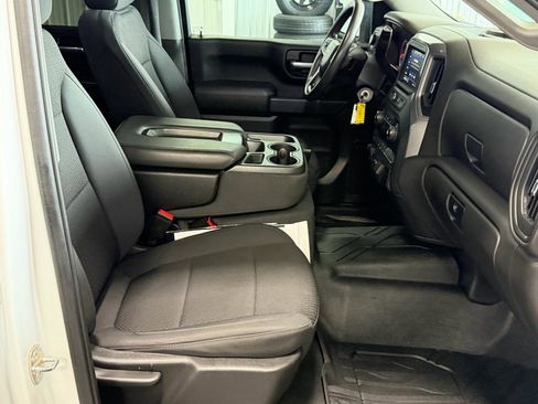Used 2021 Chevrolet Silverado 2500 Custom w/ Custom Value Package AWD/4WD image 23