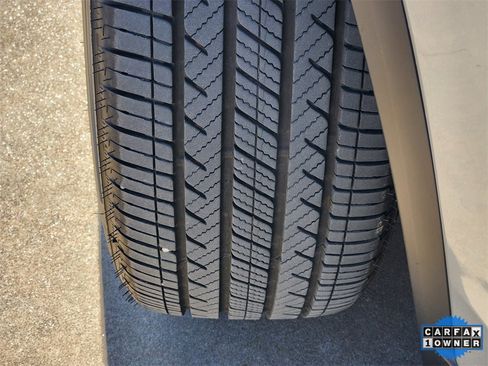 Certified 2026 Acura MDX w/ Technology Package image 12