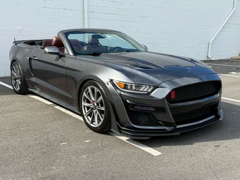 Used 2015 Ford Mustang GT Premium RWD image 19