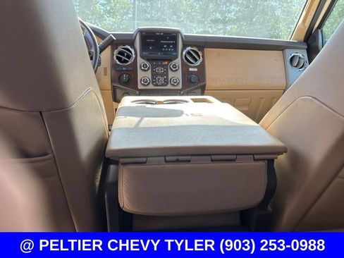Used 2013 Ford F250 Lariat w/ Chrome Pkg RWD image 21