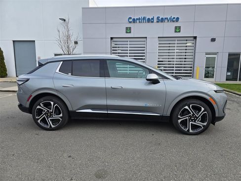 New 2026 Chevrolet Equinox EV LT image 6