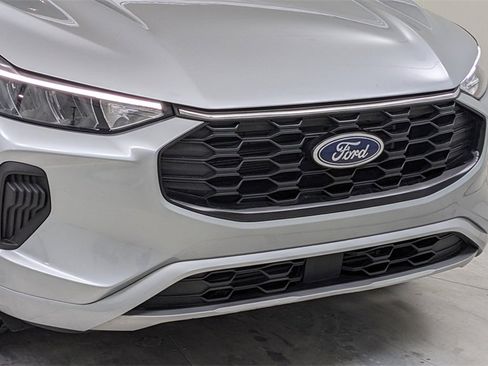 Certified 2023 Ford Escape ST-Line w/ Tech Pack #1 image 39