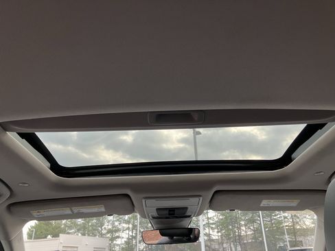 Used 2025 Honda CR-V EX-L image 31