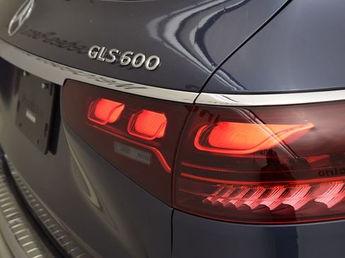 New 2026 Mercedes-Benz Maybach GLS 600 4MATIC image 14
