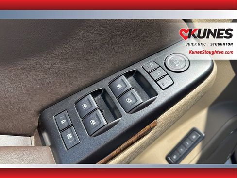 Used 2019 Chevrolet Suburban LT AWD/4WD image 24