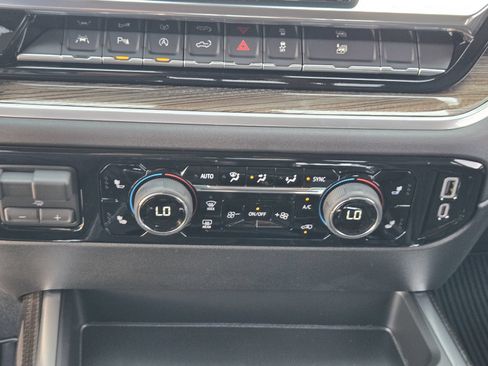 New 2026 Chevrolet Silverado 1500 LT w/ Texas Edition Plus AWD/4WD image 18