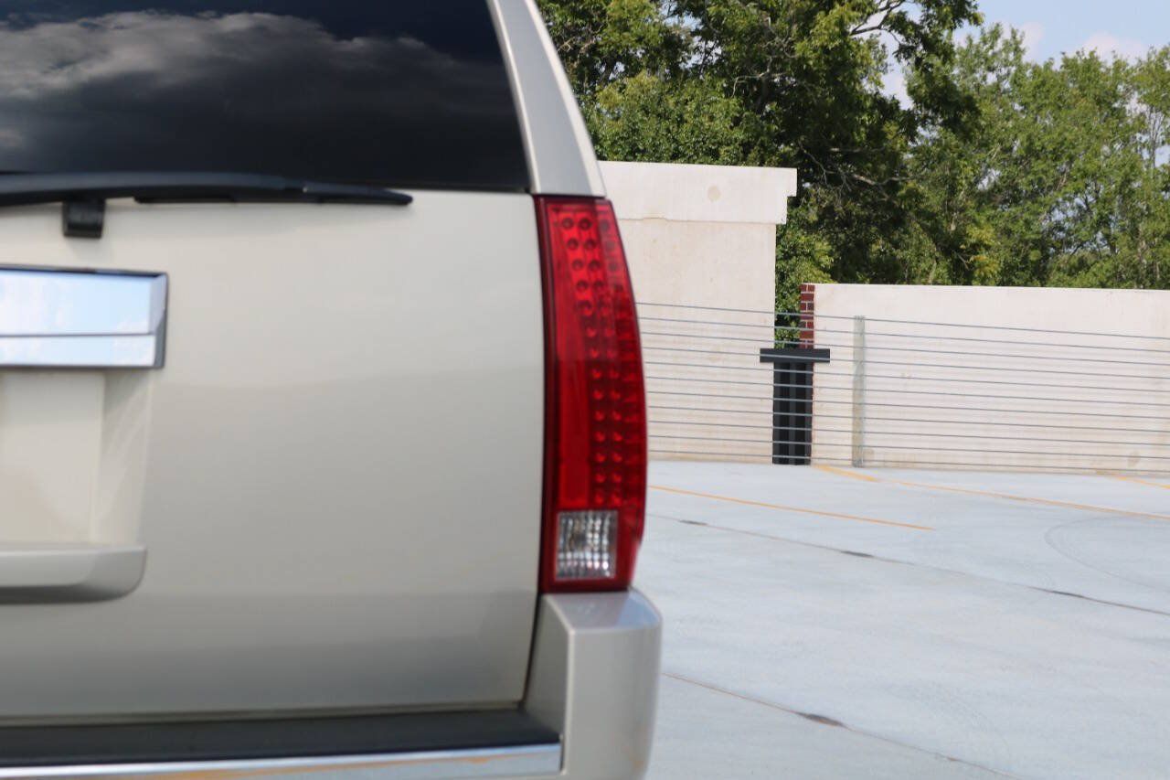 Used 2007 Cadillac Escalade AWD image 58