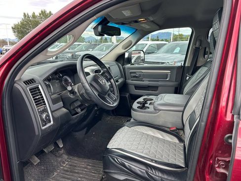 Used 2018 RAM 1500 Big Horn AWD/4WD image 3