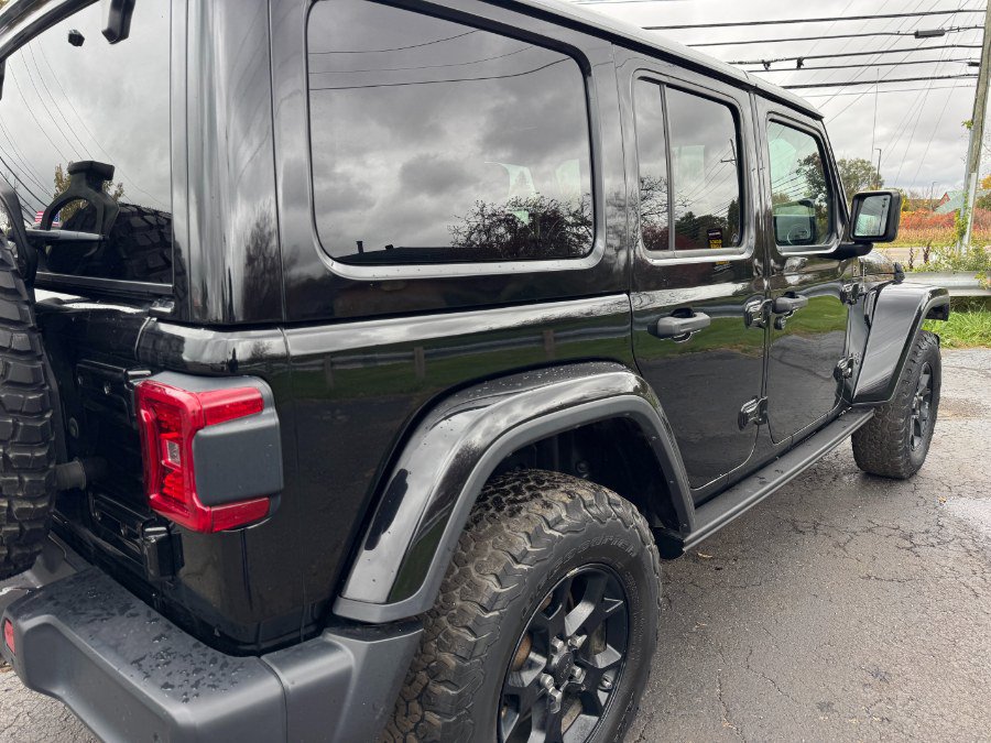 Used 2019 Jeep Wrangler Unlimited Sahara w/ Quick Order Package 24M Moab AWD/4WD image 11