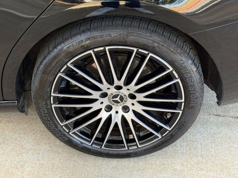 Used 2024 Mercedes-Benz C 300 4MATIC Sedan image 30