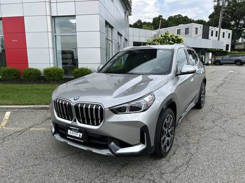 Used 2026 BMW X1 xDrive28i w/ Technology Package AWD/4WD image 4