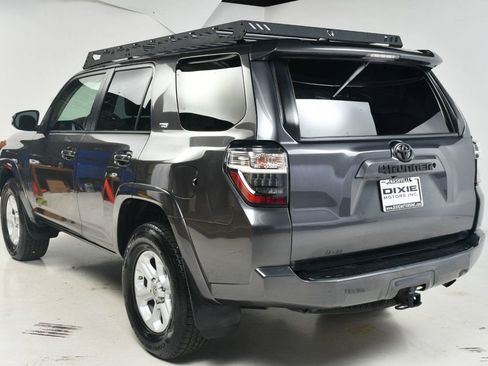 Used 2016 Toyota 4Runner SR5 Premium image 8