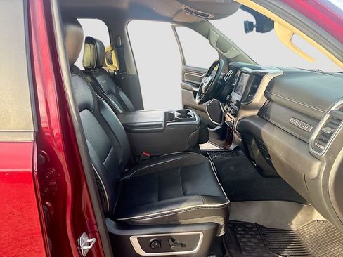Used 2019 RAM 1500 Laramie AWD/4WD image 26