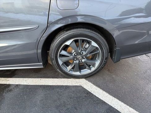 Used 2024 Honda Odyssey Elite image 23