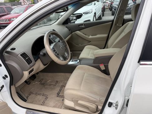 Used 2012 Nissan Altima 2.5 S w/ 20th Anniversary Pkg FWD image 6