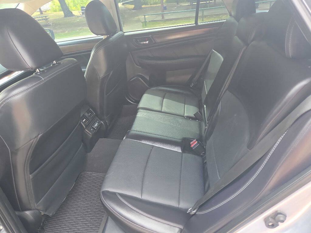 Used 2018 Subaru Outback 2.5i Limited AWD/4WD image 22