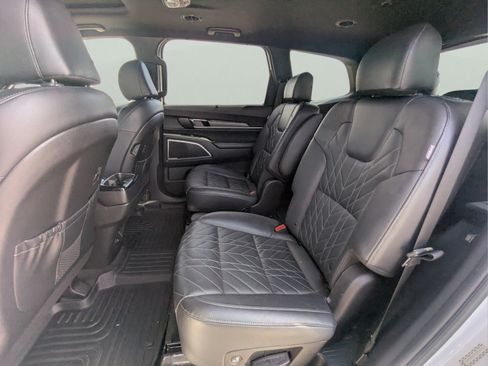Used 2023 Kia Telluride EX X-Line AWD/4WD image 11