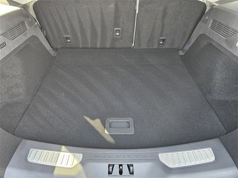 New 2026 Lincoln Nautilus Reserve image 31