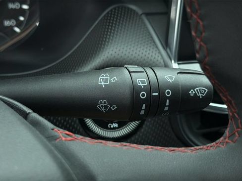 Used 2023 Jeep Compass Trailhawk AWD/4WD image 31