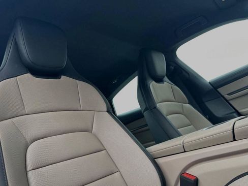 New 2025 Porsche Taycan 4S image 90