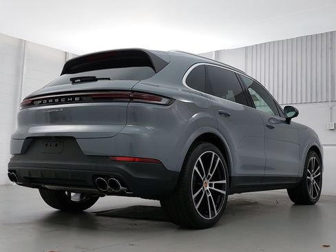 New 2026 Porsche Cayenne S image 7