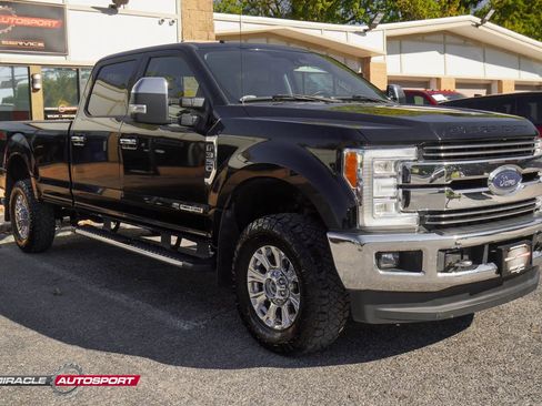 Used 2017 Ford F350 Lariat w/ Lariat Ultimate Package image 10