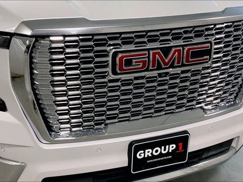 Used 2022 GMC Yukon Denali image 33