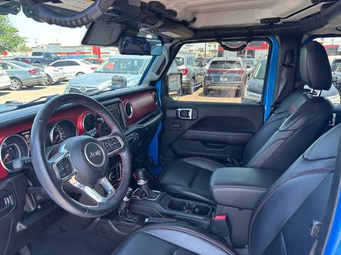 Used 2023 Jeep Wrangler Unlimited Rubicon w/ LED Lighting Group AWD/4WD image 10