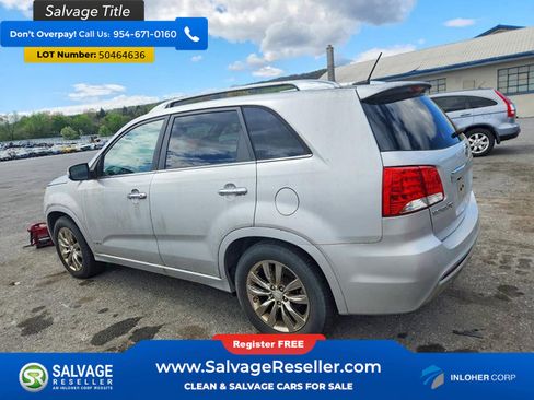 Used 2011 Kia Sorento SX image 3