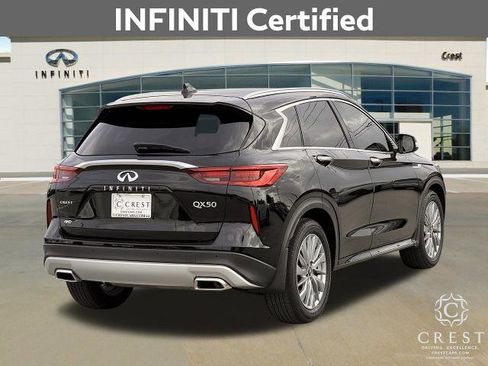 Certified 2025 INFINITI QX50 Luxe image 3