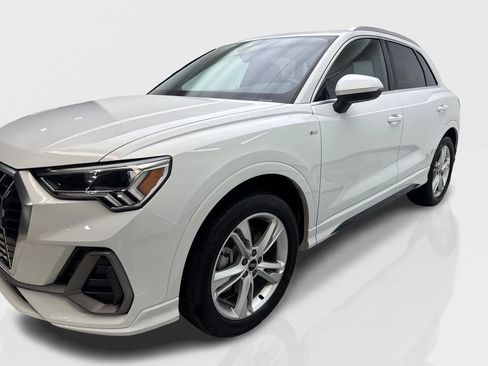 Used 2024 Audi Q3 2.0T Premium Plus AWD/4WD image 11