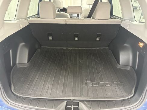 Used 2018 Subaru Forester 2.5i Premium w/ All-Weather Package AWD/4WD image 16